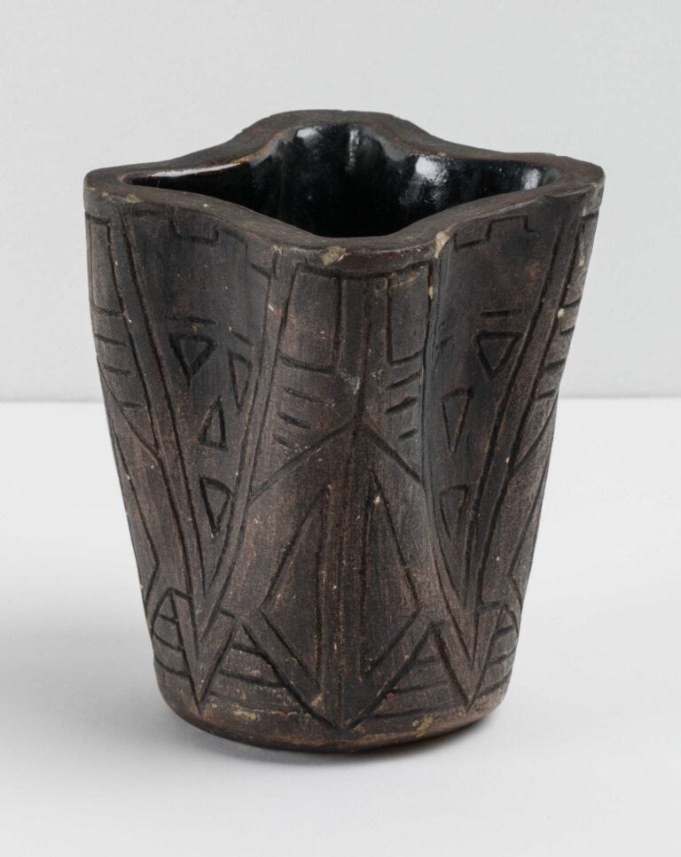 Sin título (Vaso portalápiz)
